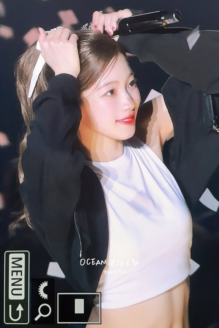 오사카콘 포니테일 머리 르세라핌 카즈하