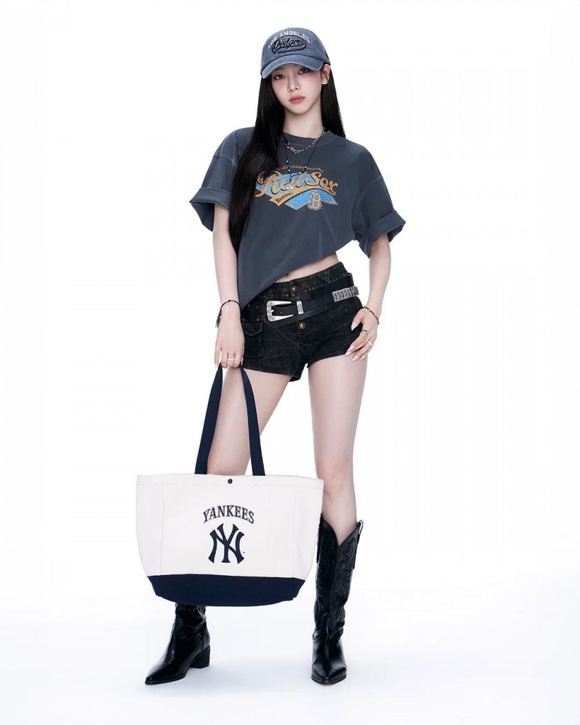 나시 크롭 탑 MLB 에스파 카리나